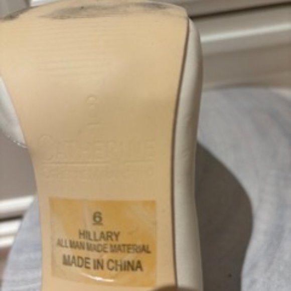 NWOT Size 6 Catherine Malandrino Cream heels - Picture 5 of 6